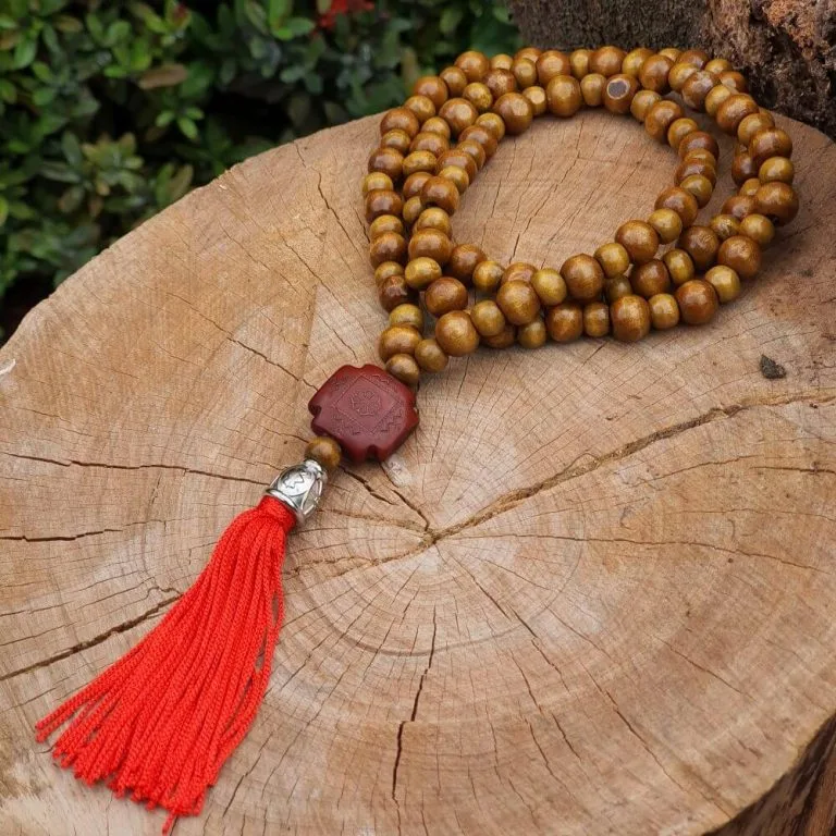 Japamala Budista 108 Contas de Madeira Clara