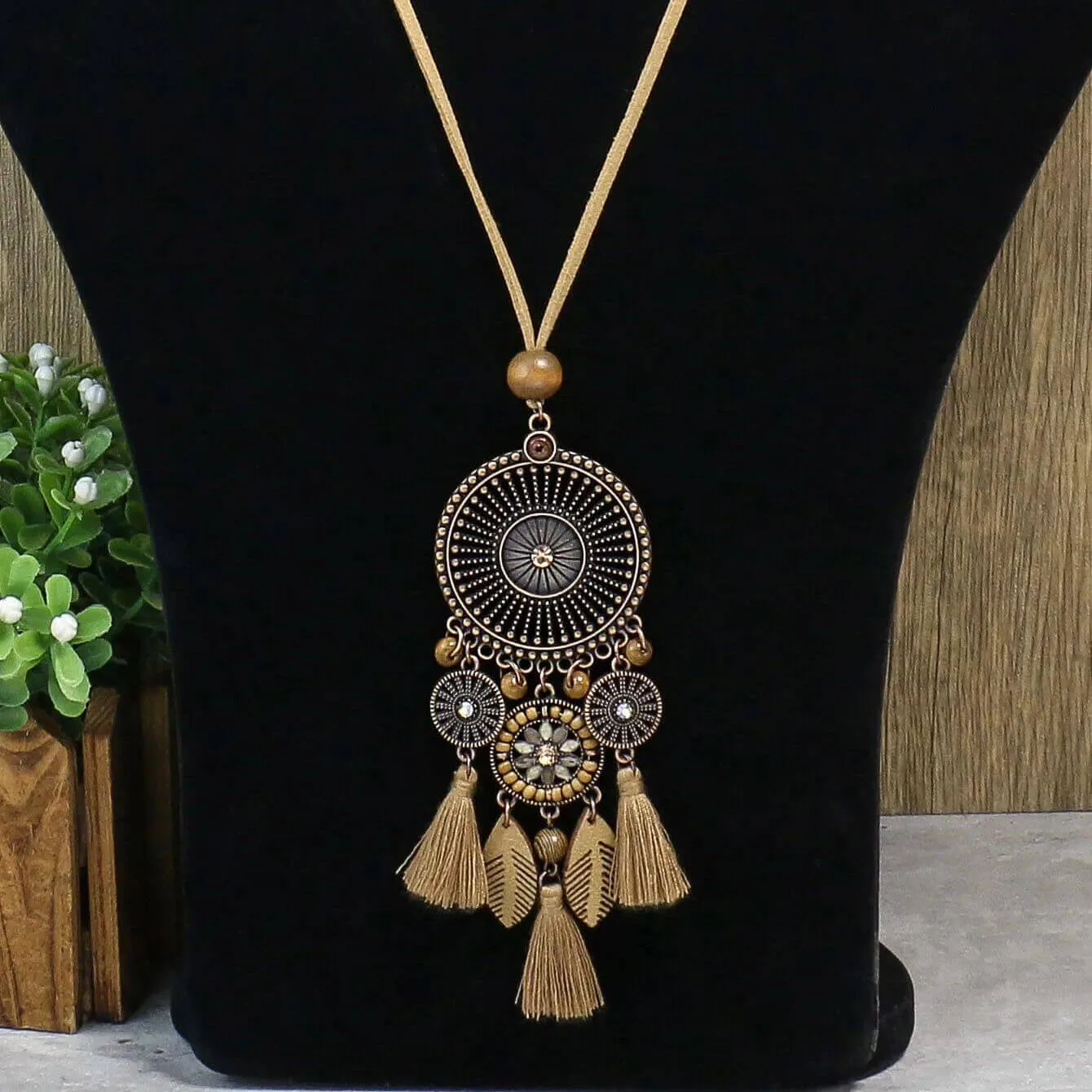 Colar Étnico Círculos e Franja