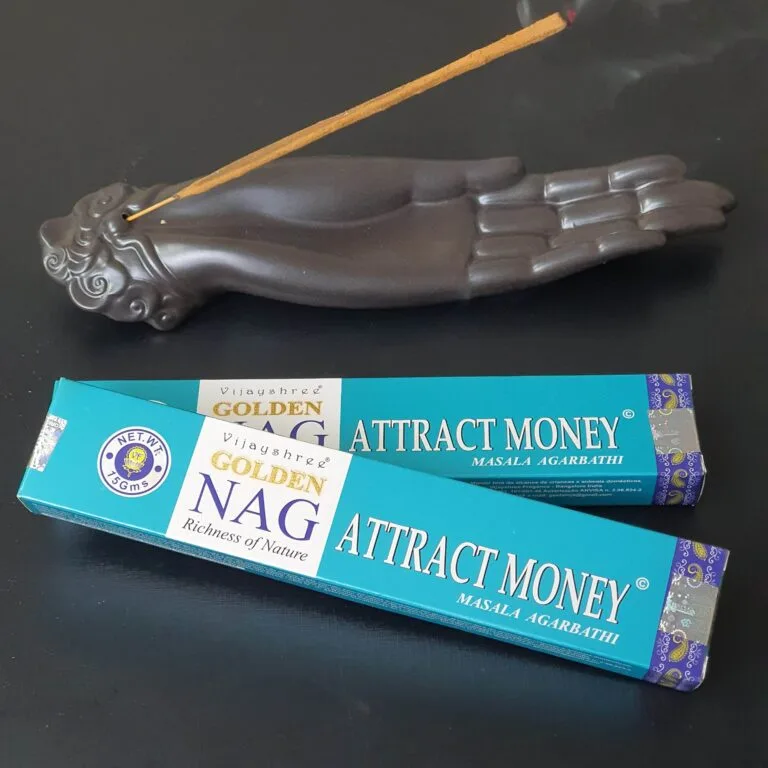Incenso Golden Nag Attract Money - Energia da Prosperidade