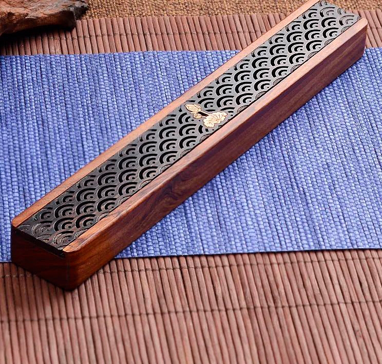 Incensário Madeira Flor de Lótus - Harmonia e Tranquilidade