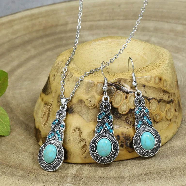 Conjunto Brincos e Colar Boho Vintage Turquesa
